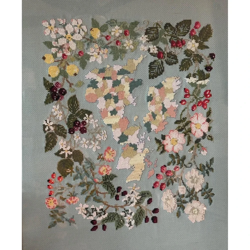 16 x 20 Framed Great Britain British Isles UK Flowers Cross Stitch Sampler - Picture 4 of 6